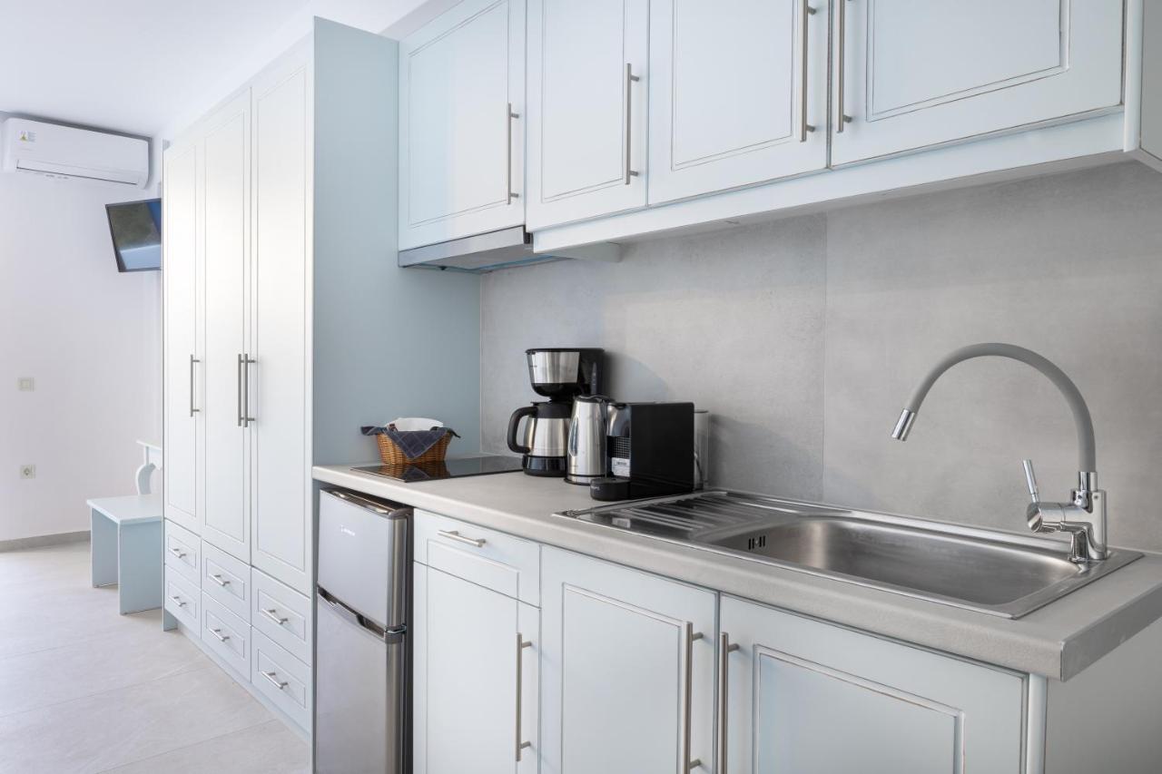 Molos Apartments Лутрон Экстерьер фото